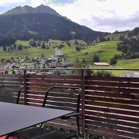 Sandeilas 10 Lägenhet Savognin