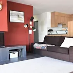 Sandeilas 10 *